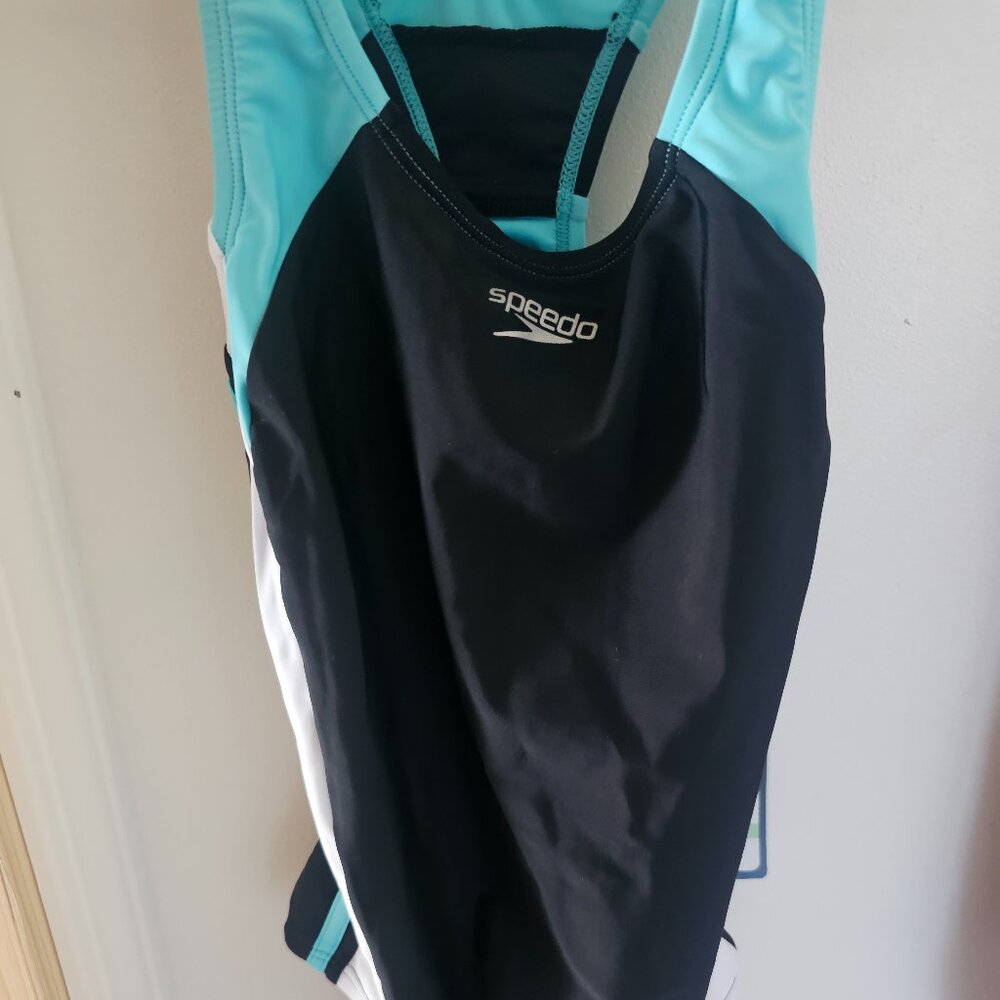 Girls Speedo Swim Team suit size 8 NEW